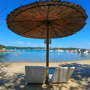 4* Glamping Fisherman's Glamping Village