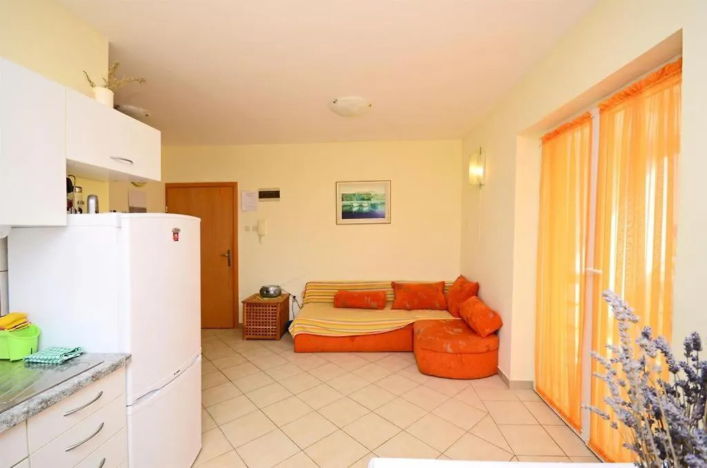 Apartment D-1 Klimno